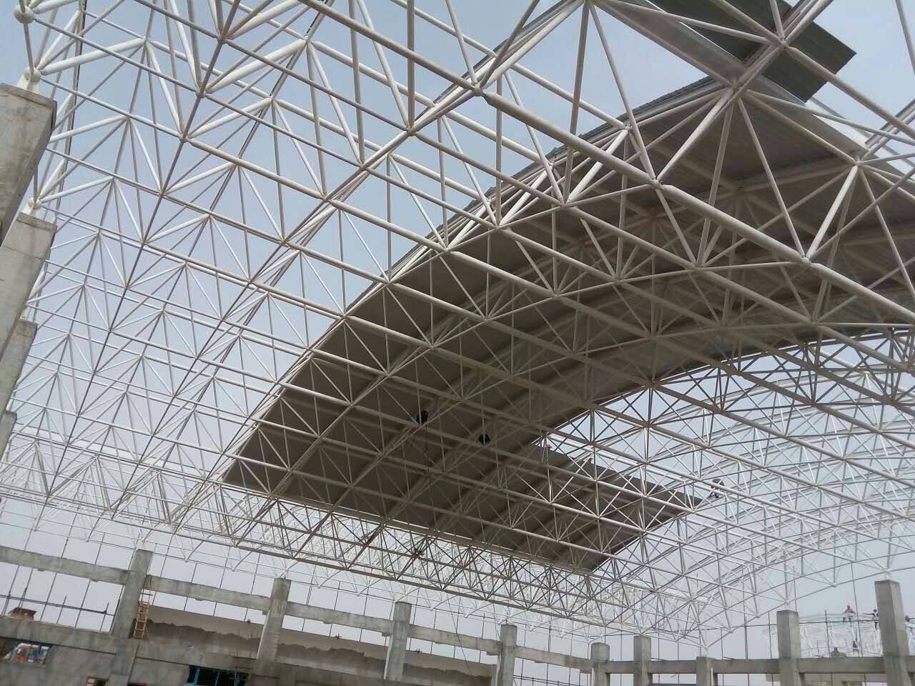 调兵山青岛一汽网架